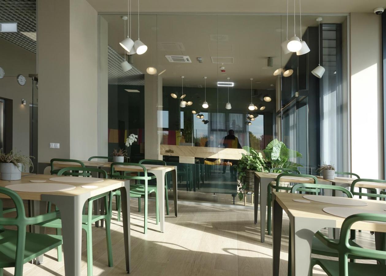 Marida Hotel Satu Mare Bagian luar foto